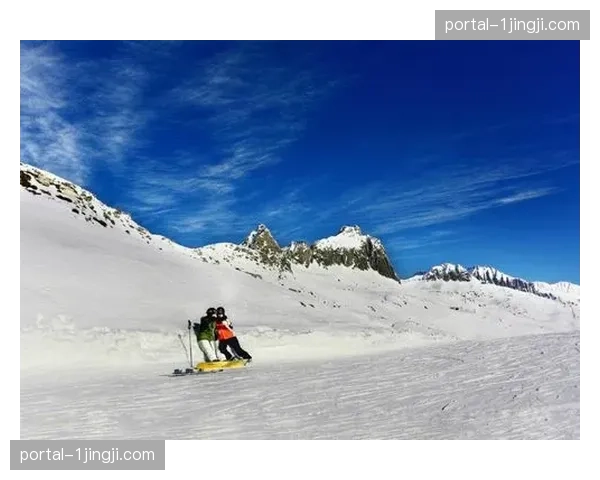 瑞士高山滑雪选手表现稳定 阿尔卑斯地区队伍主场适应能力强